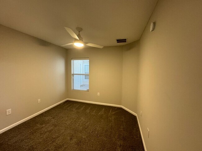 Building Photo - Move In Special! 1/2 Off 1st Months Rent