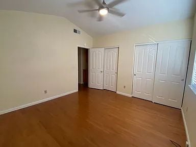 Building Photo - Well Kept 3 Bedroom, 2.5 Bath Home in High...