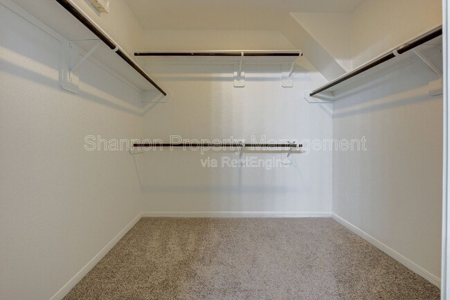 Building Photo - 8002 Carillon Way