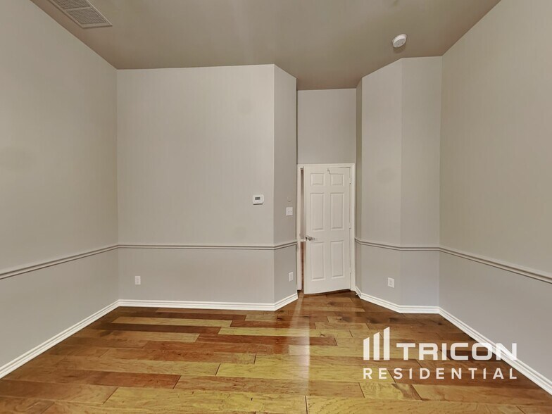 Building Photo - 219 Hartley Ln