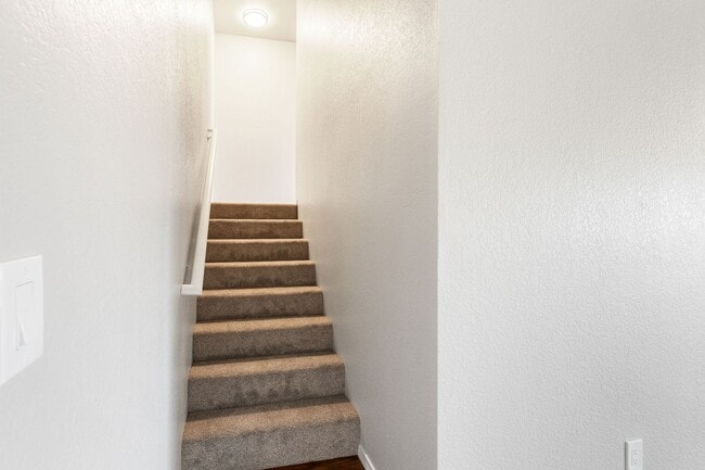 Building Photo - Recently updated 3 bdrm, 2 bath. Attached garage. Wrap around yard. Private upstairs bedroom and ...