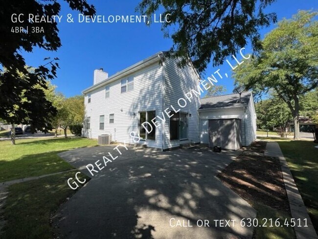 Building Photo - ***MUST SEE! 4 BDRM / 2.5 BTH / LARGE CORN...