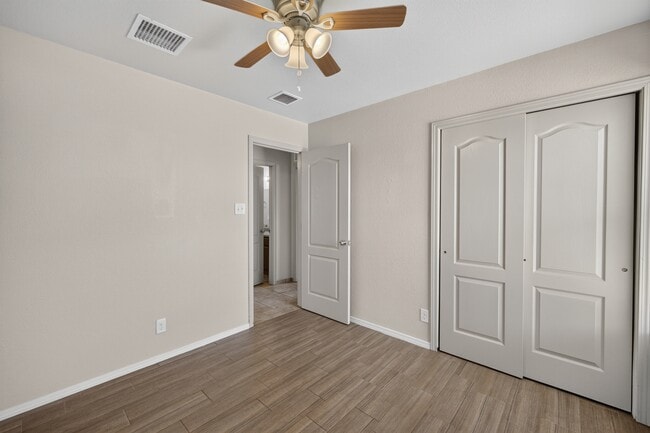 Building Photo - 608 Cactus Creek Pl