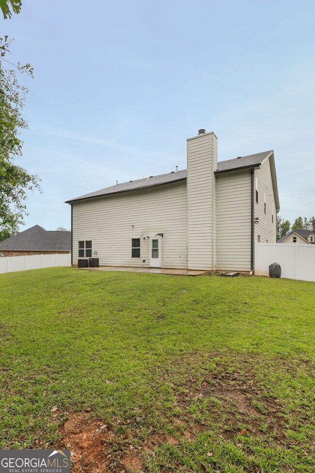 Building Photo - 168 Summer Grove Ln