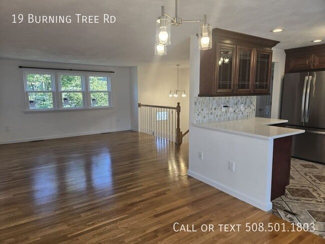 Building Photo - 19 Burning Tree Rd