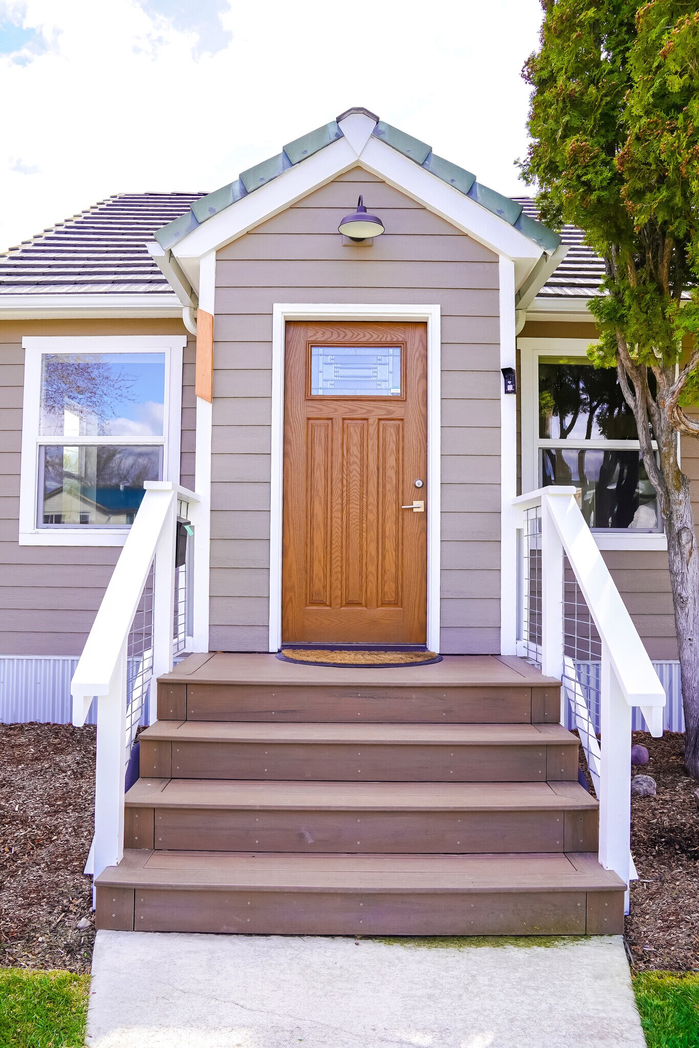 beautifully redone home - 525 8th Ave W