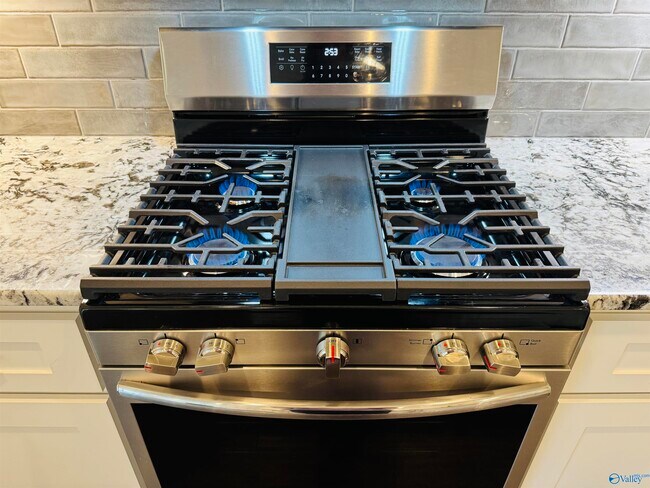 Building Photo - 9071 Mountain Preserve Blvd SE