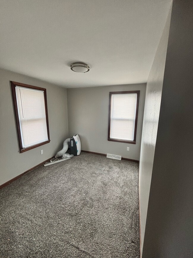 Primary Photo - 620 Hemenway Pl