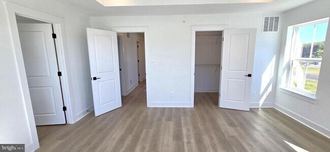 Building Photo - 1726 Blacksmith Wy