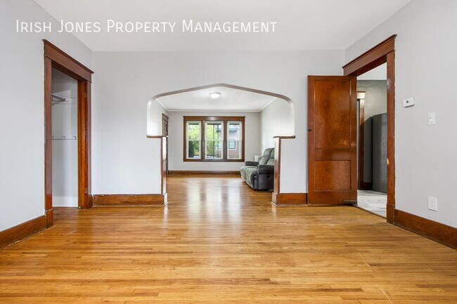 Building Photo - 120 West Ave