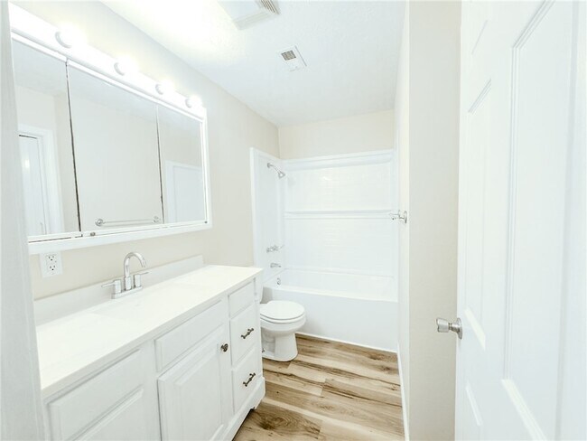 Building Photo - 476 Co Rd 118