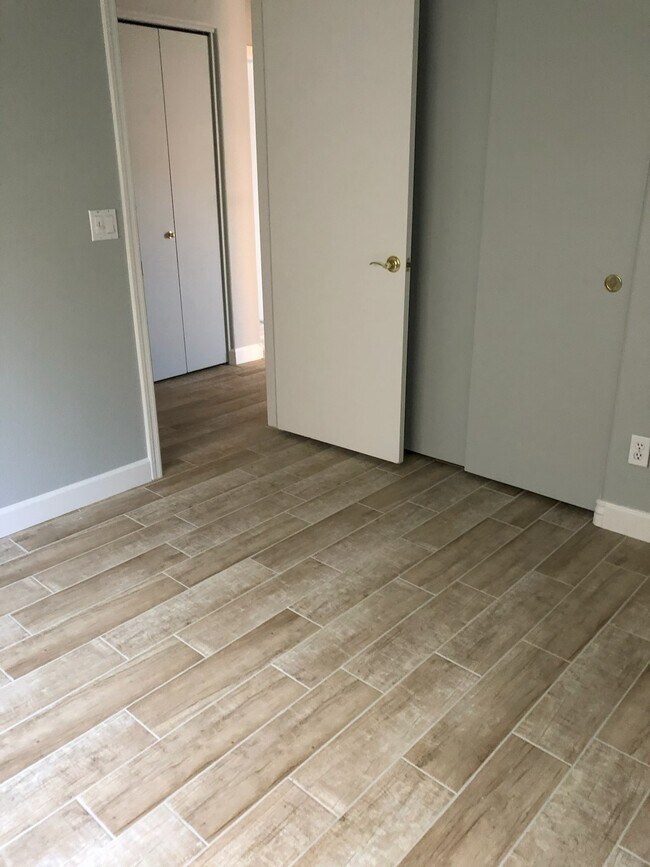 Building Photo - 13677 W Ocotillo Ln