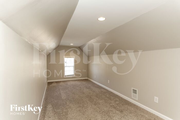 Building Photo - 150 Glynwater Dr