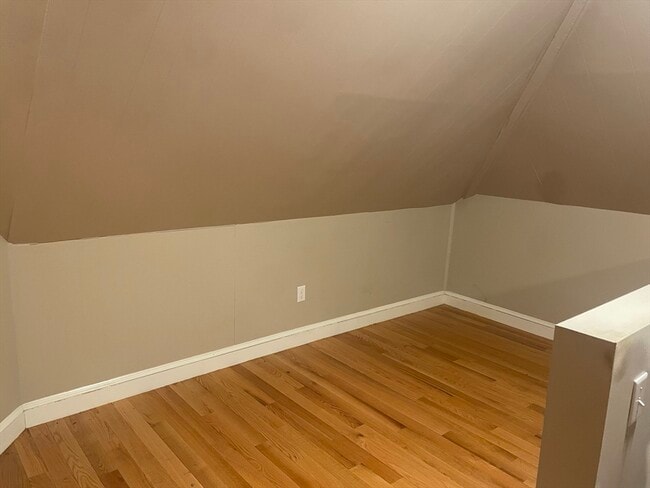 Building Photo - 37 Elliott St