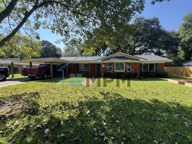 Building Photo - 616 Lakeshore Dr