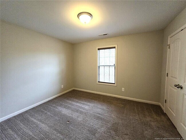 Building Photo - 2278 Lakewell Cir