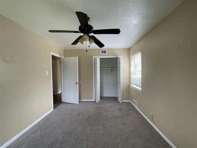 Building Photo - 2310 Gilbert Cir