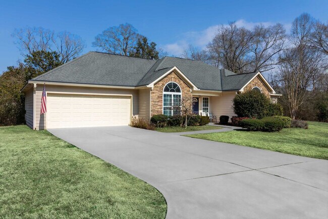 Building Photo - 4235 King Arthur Pl