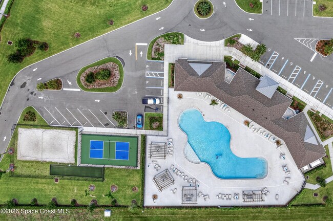 Building Photo - 6691 Cameo Dr