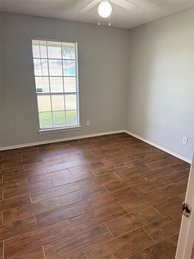 Building Photo - 3831 Addicks Clodine Rd