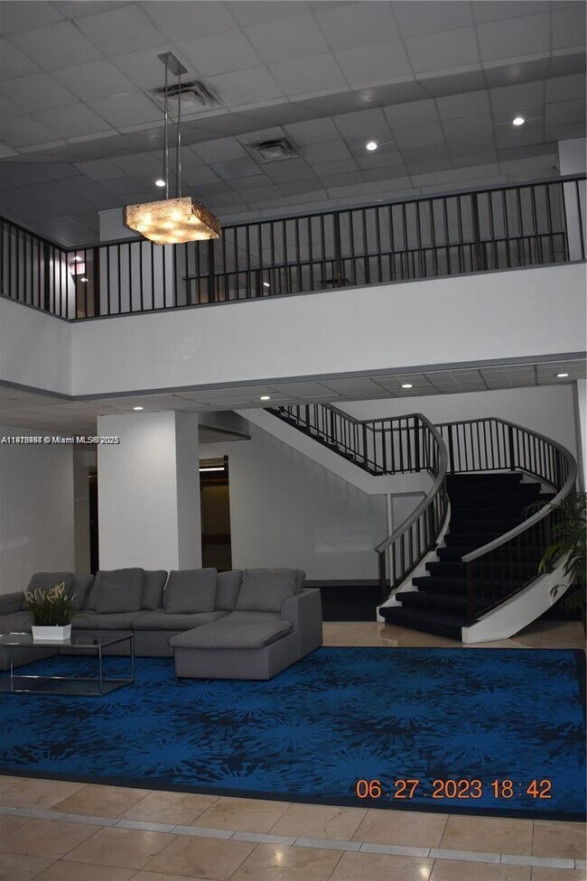 Building Photo - 13499 Biscayne Blvd