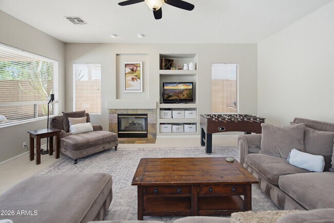 Building Photo - 5540 E Via Montoya Dr
