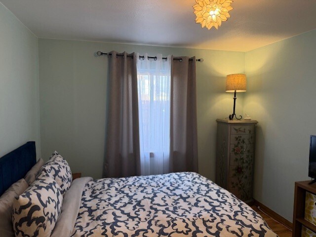 Building Photo - 1808 Grove St