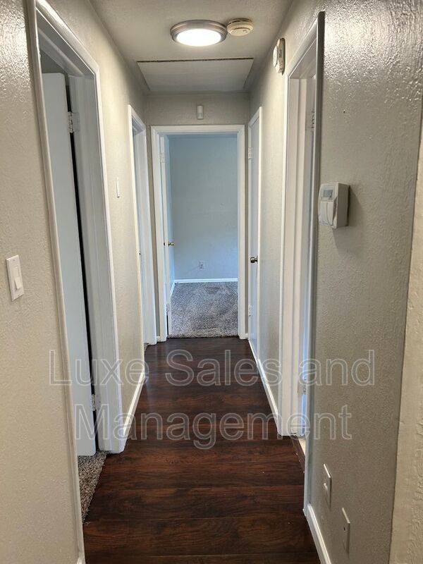 Building Photo - 700 Crosby Blvd