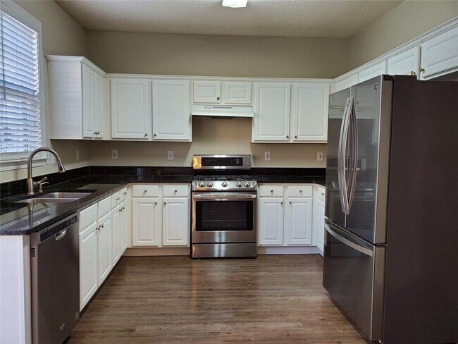Building Photo - 2623 Davenham Ln