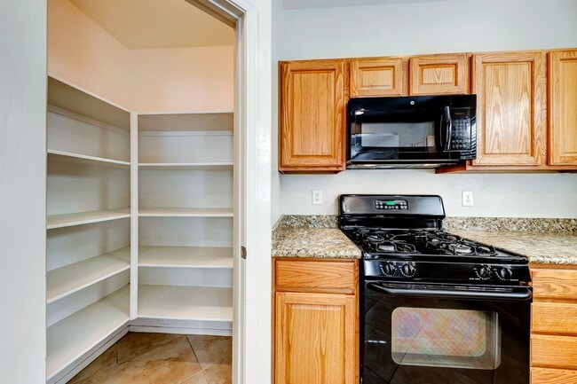 Building Photo - Beautiful Anthem Highland 3 Bedroom Home!