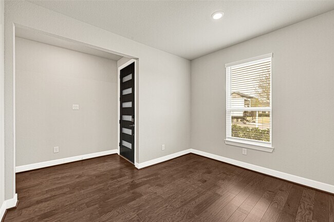 Building Photo - 8458 Harrington Grv Trl