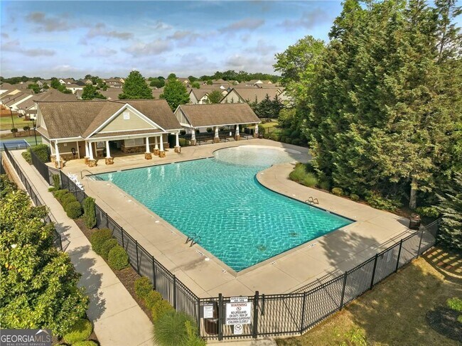 Building Photo - 4780 Lost Creek Dr