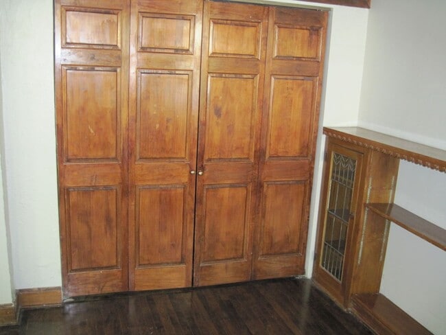 Building Photo - 2579 N Frederick Ave