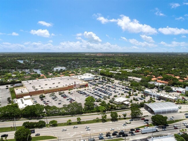Building Photo - 7947 SW 104th St