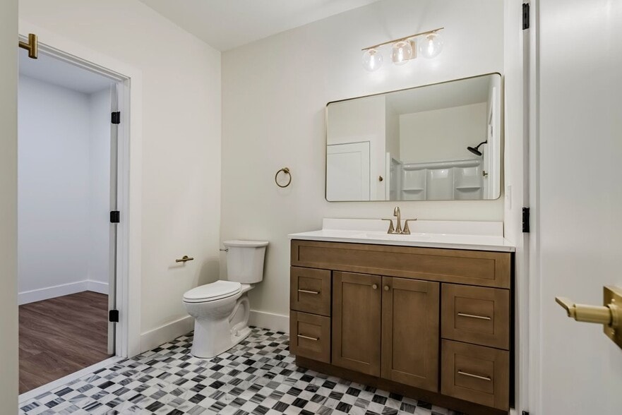 Building Photo - 106 Hotel St