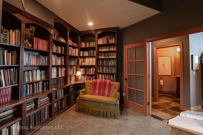 Building Photo - 5010 SE 362nd Ave