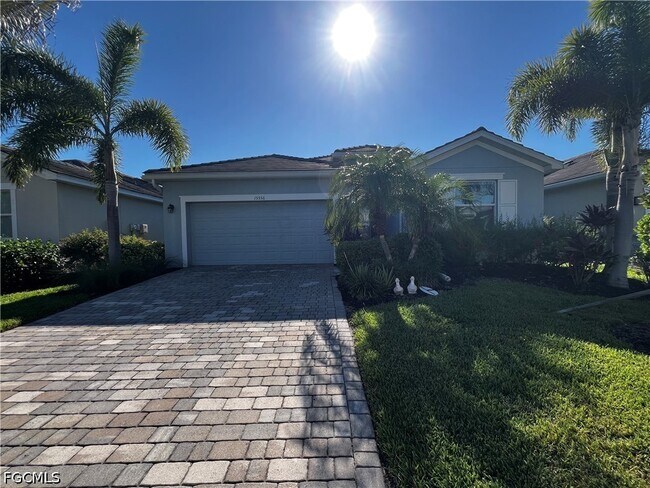 Building Photo - 15556 Pascolo Ln