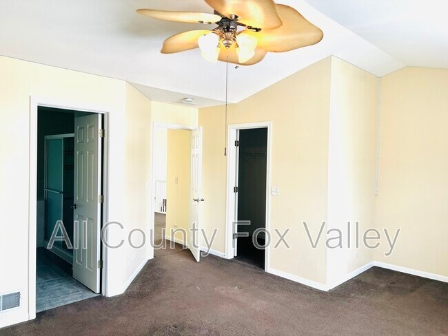 Building Photo - 2340 Stoughton Cir