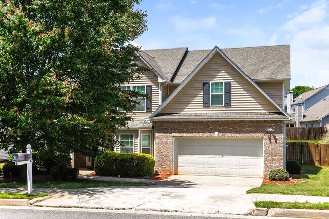 Building Photo - 3556 Bridle Brook Dr NE