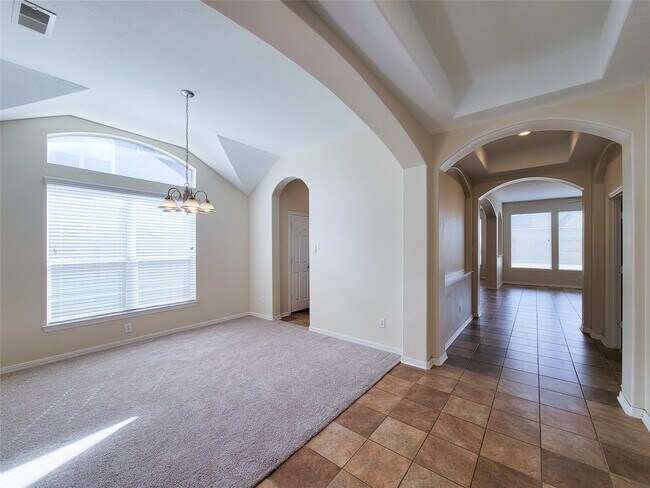 Building Photo - 25219 Piney Heights Ln