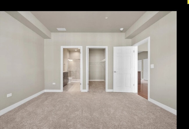 Building Photo - 711 Verandah Dr