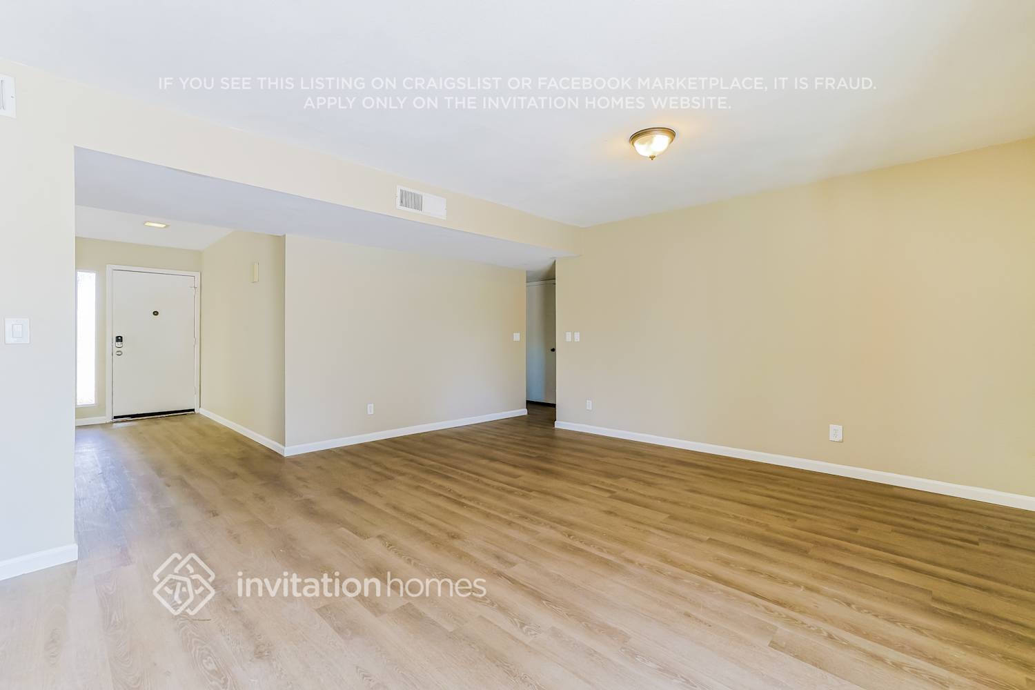 Building Photo - 1565 W Irisado Cir