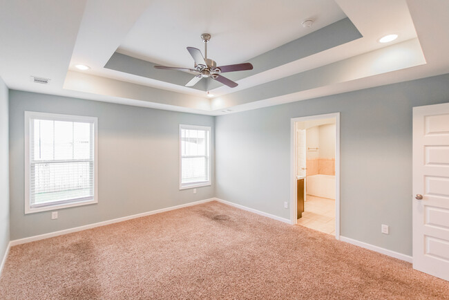 Building Photo - Charming Home with a Bright, Open Layout