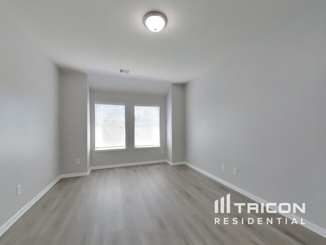 Building Photo - 21507 Palma Grove Way