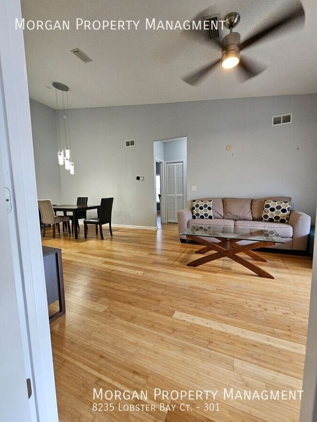 Building Photo - 8235 Lobster Bay Ct