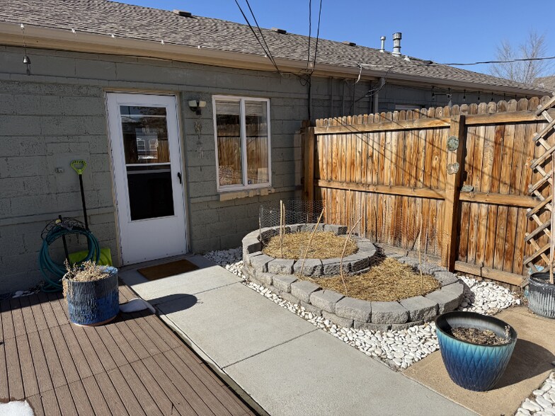 Building Photo - 3324 Fillmore St