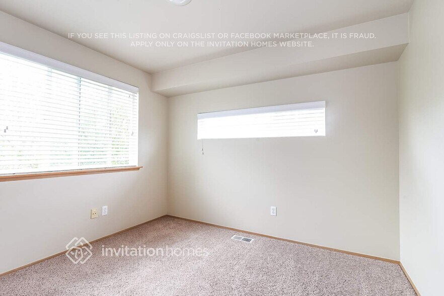 Building Photo - 14101 80th Ave Ct E