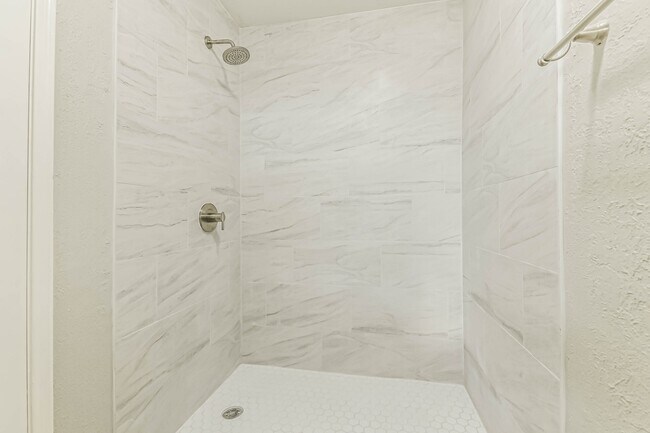 Building Photo - 11523 Early Mist Ct