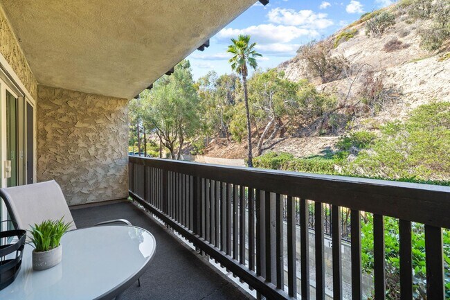 Building Photo - 6314 Friars Rd