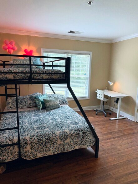Building Photo - 4732 Tatton Park Cir
